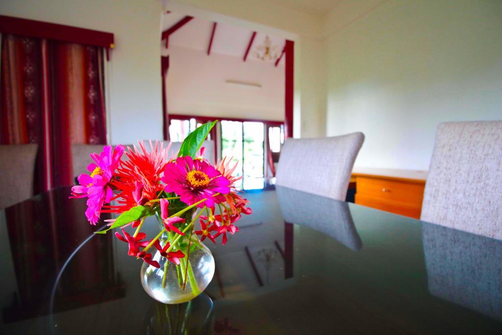 Tonga Holiday Villa นูคูอาโลฟา ภายนอก รูปภาพ