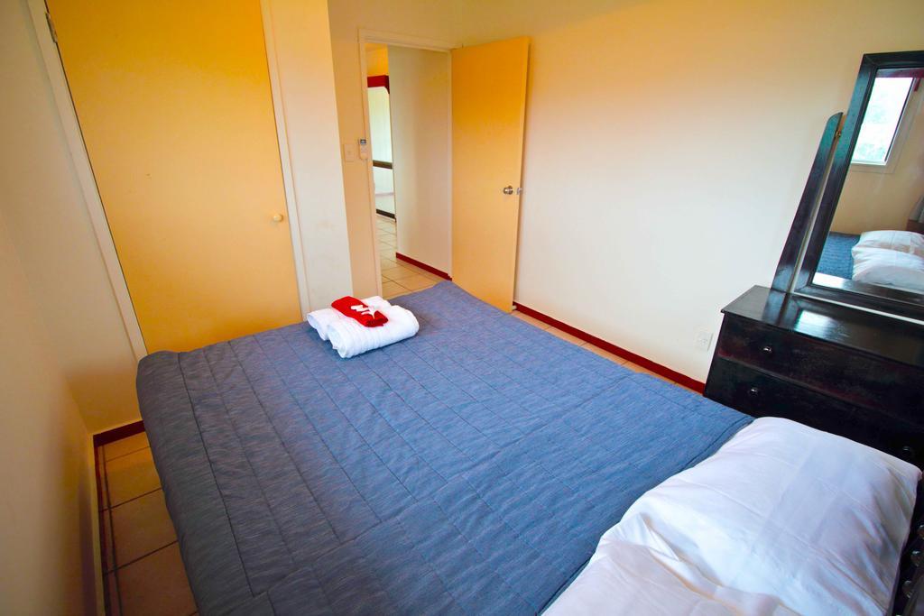 Tonga Holiday Villa นูคูอาโลฟา ภายนอก รูปภาพ